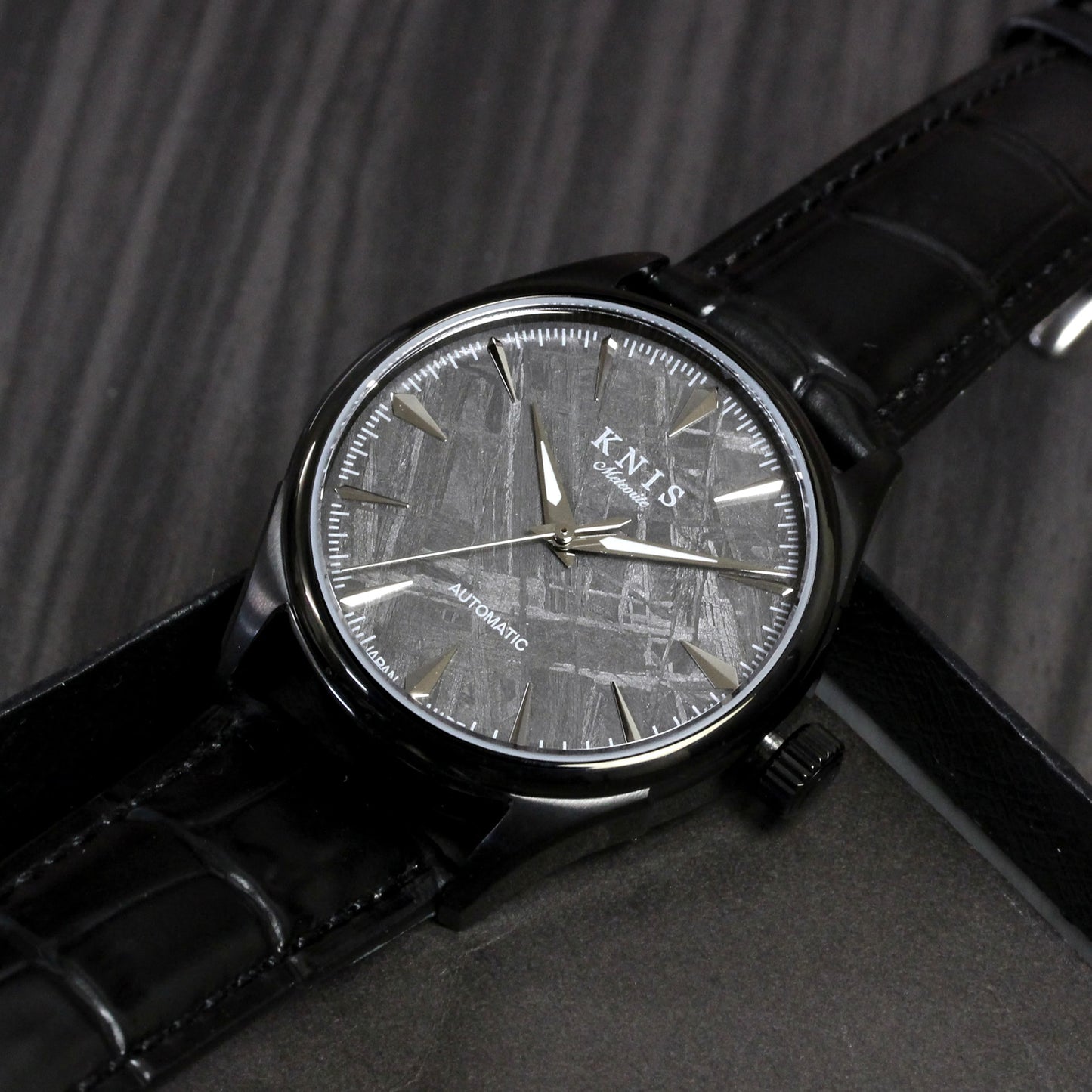 KNIS Meteorite Made in Japan Automatic Watch Men's Leather Strap Leather Black KN001-MTBKLE