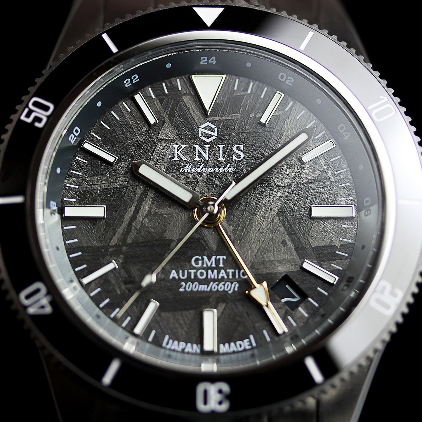 KNIS メテオライト 隕石 GMT ダイバーズ 自動巻き 日本製 ブラック KN007-MT