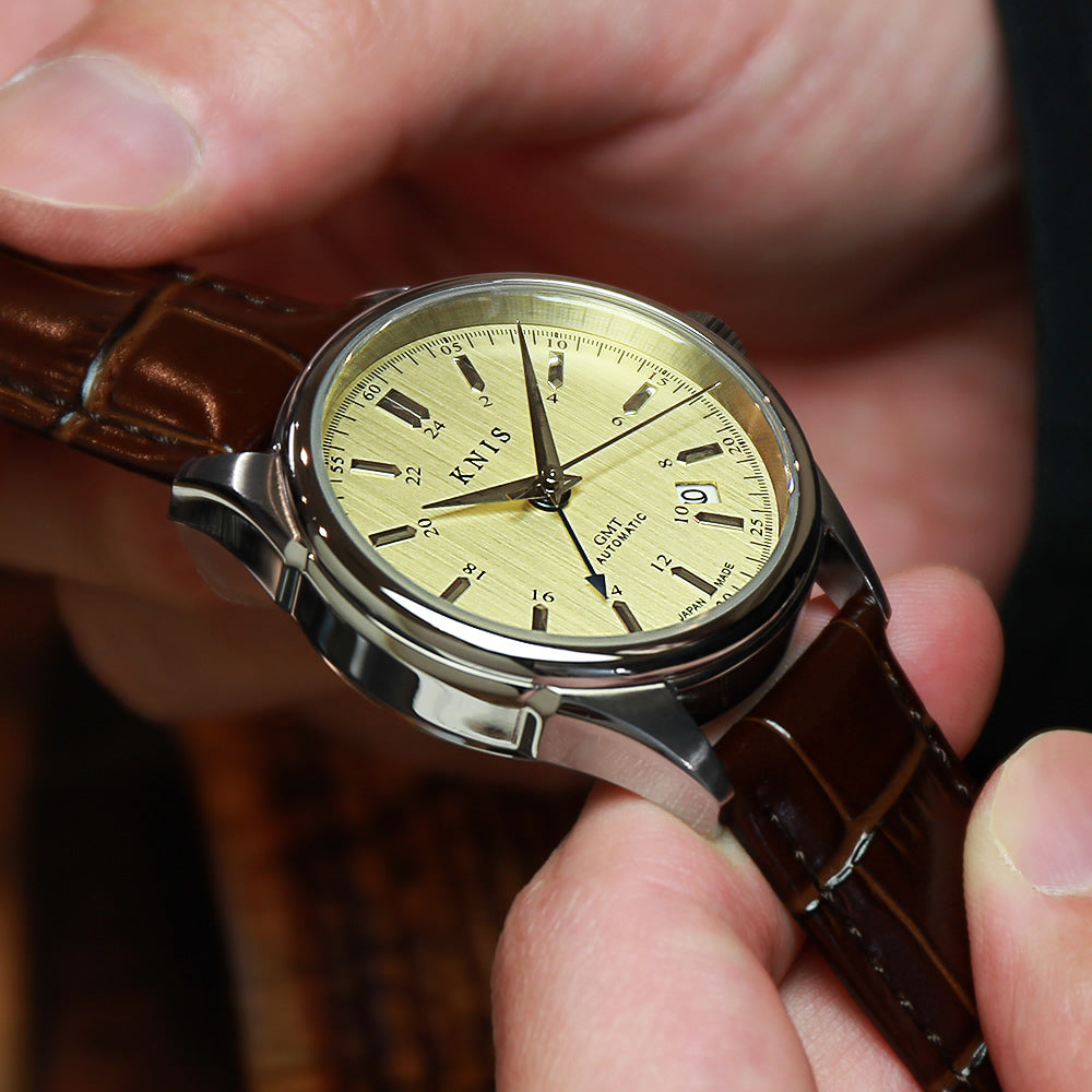 KNIS CLASSIC GMT 自動巻き 日本製 レザー シャンパンゴールド KN008