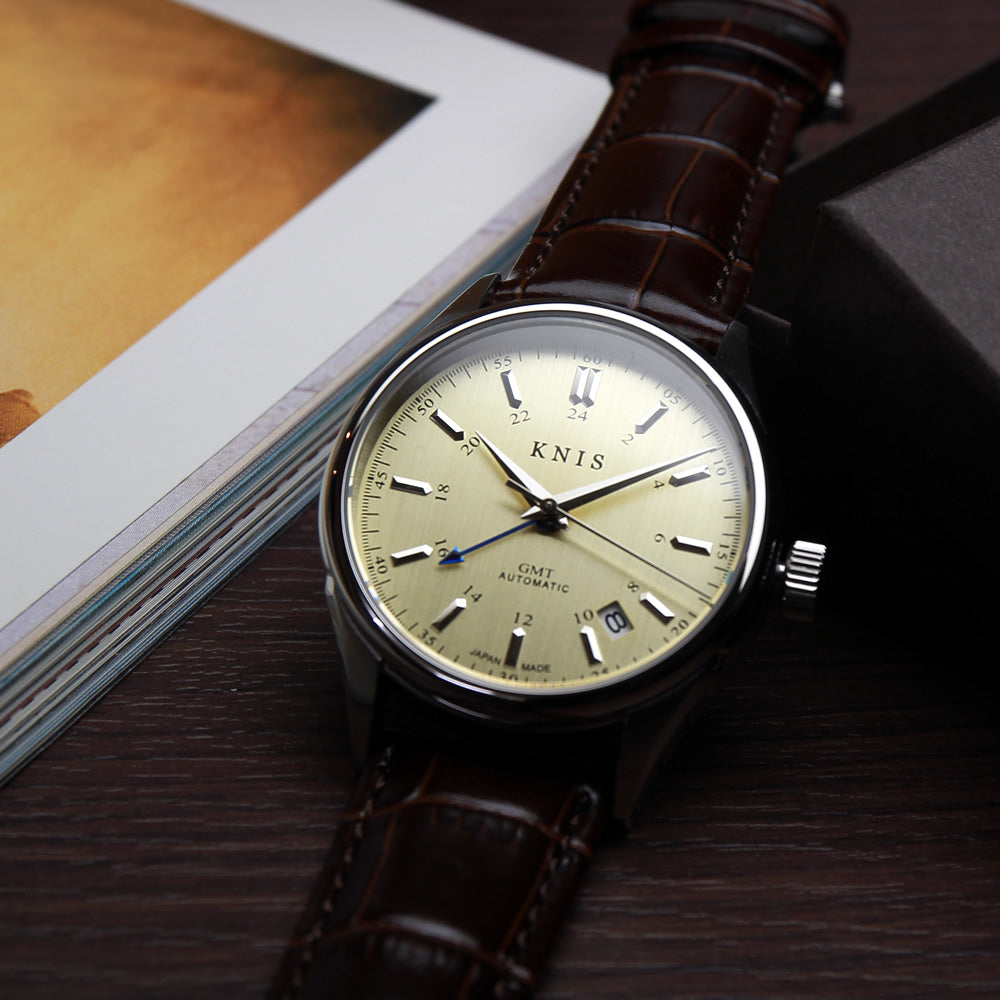 KNIS CLASSIC GMT 自動巻き 日本製 レザー シャンパンゴールド KN008